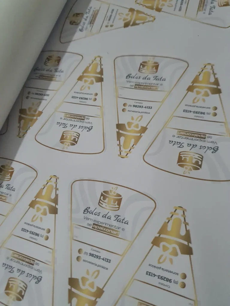 Adesivos personalizados para doceria.